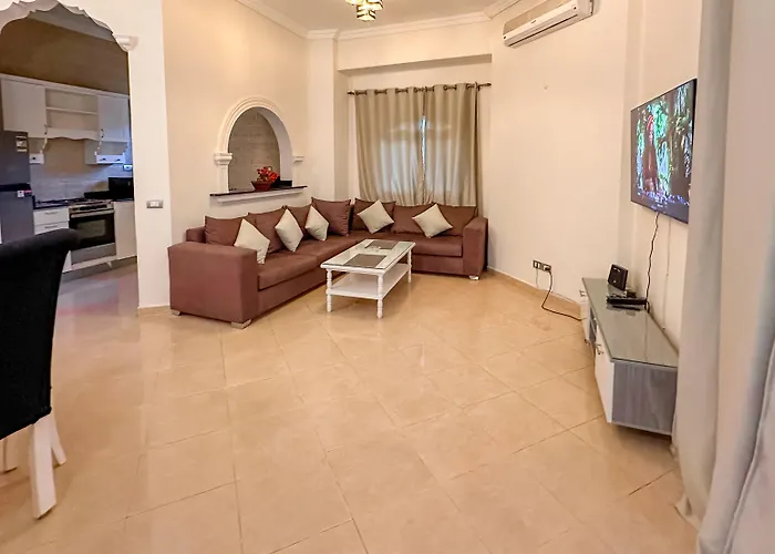 Apartmanhotel Garden Gurdaka